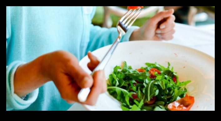 Vegānisms un pretnovecošanās: pabarojiet ādu no iekšpuses