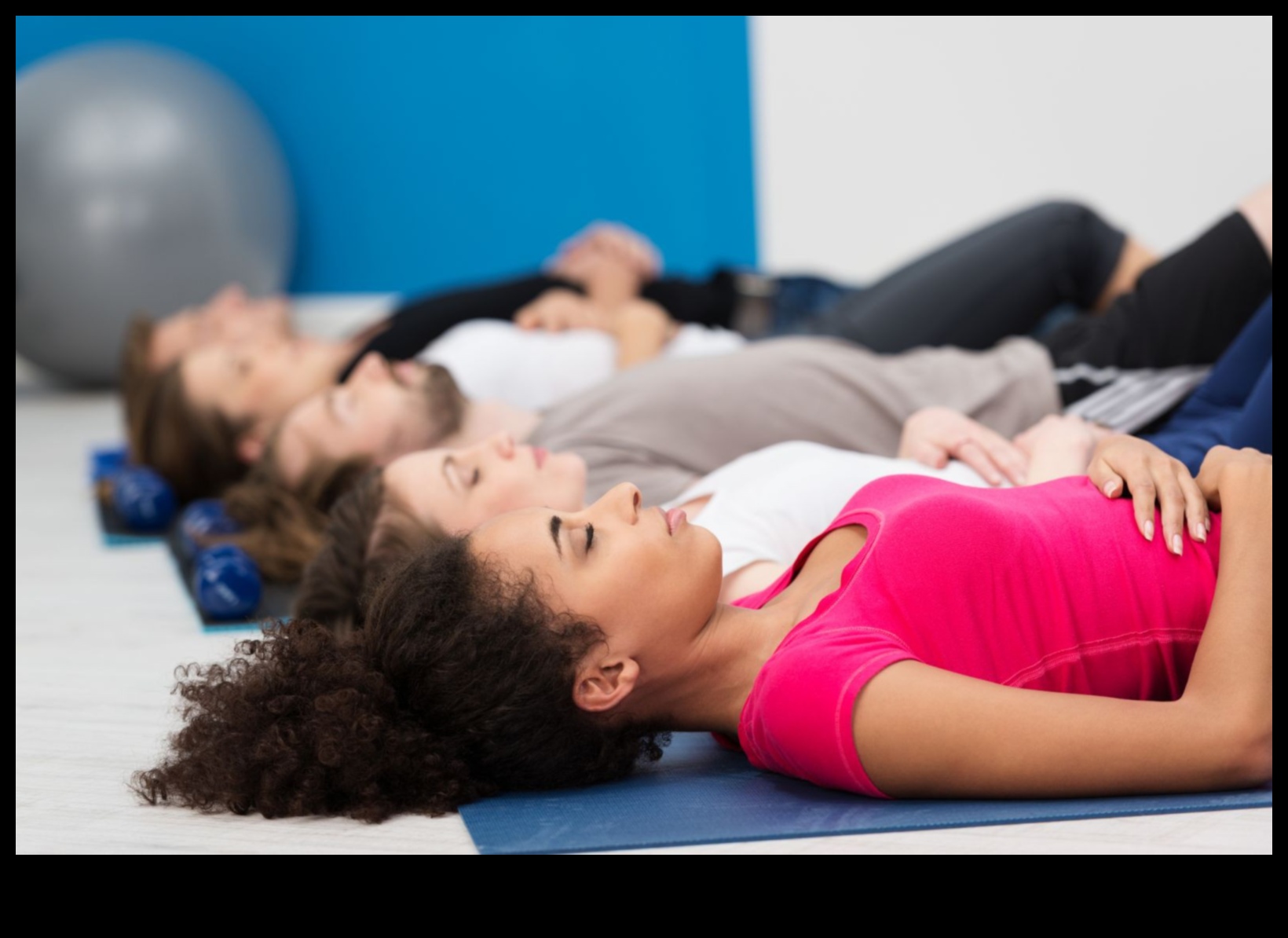 Elpojiet brīvi. Ikdienas relaksācijas prakses ceļvedis mierīgākam, veselīgākam jums 3 Elpojiet brīvi: ikdienas relaksācijas prakses ceļvedis