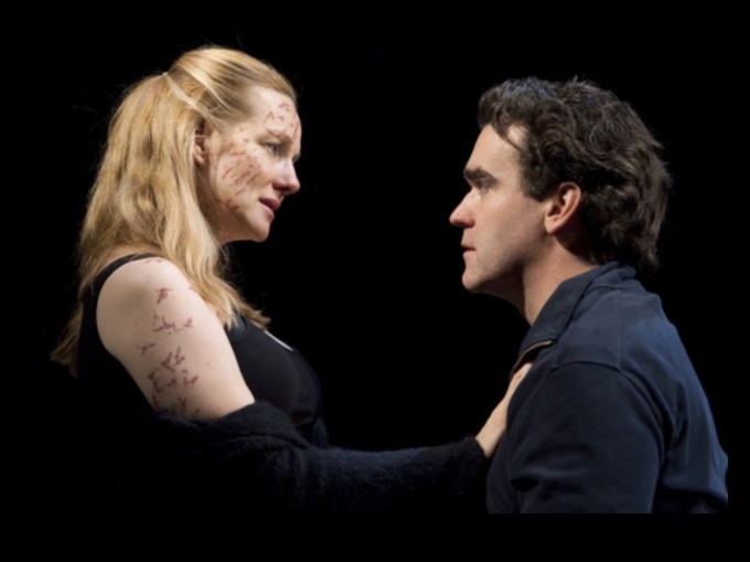 Dramatiskā realitāte: reālisma ietekme uz vizuālo stāstījumu