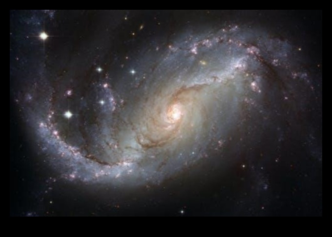 Ēteriski pētījumi: ceļojumi pa debesu galaktiku tuksnesi