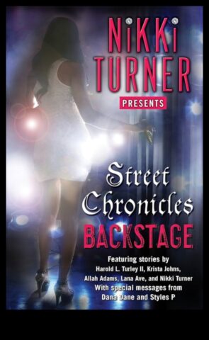 Aizkulišu hroniku pasakas, kas stāstīti jūsu drosmīgajā audeklā. Drosmīgu un iedvesmojošu ziņojumu skaits no mākslas globālā.