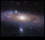 Ēteriski izpēti, braucieni pa debesu galaktiku tuksnesi